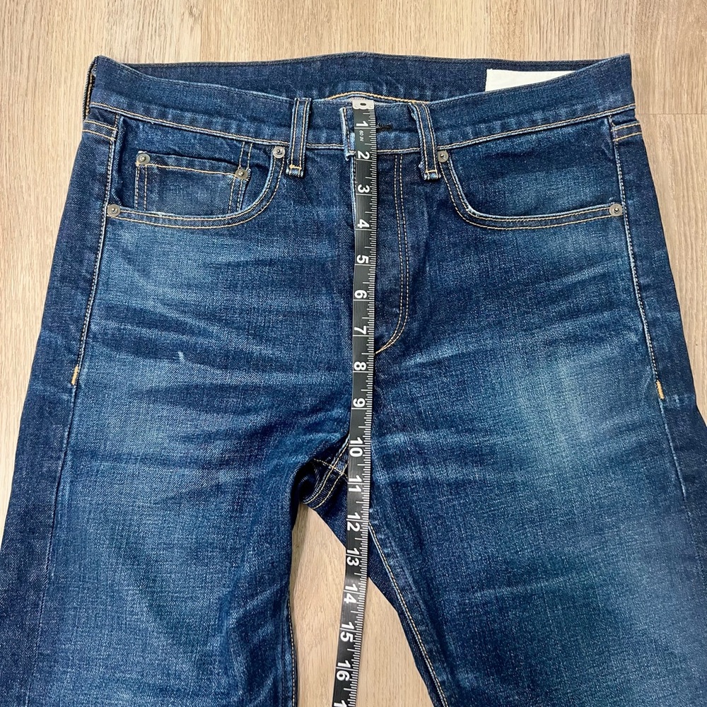 rag & bone men’s jeans. fit 2. Slim (Size 30)